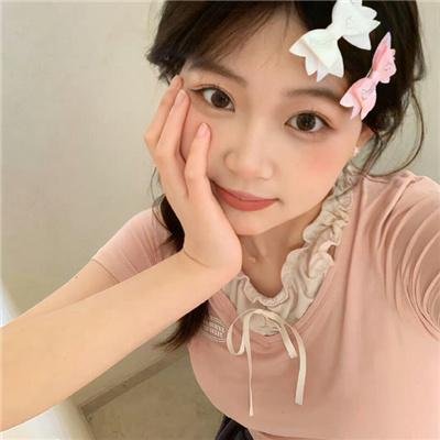 霓虹宝典 封面